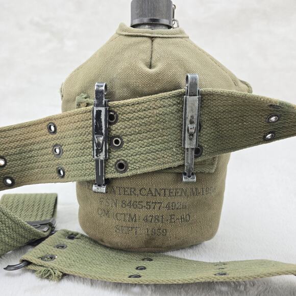 Vintage US Military Army Metal Aluminum Canteen w/ Belt & Cover 1939-1943 WW2 - Picture 2 of 12